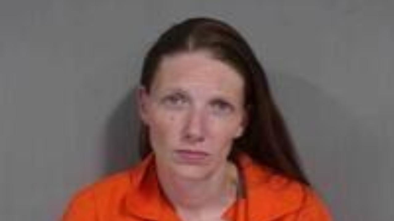 SHELTON, MARANDA MICHELLE charged with Possession of CDS schedule II; Use or possess to use Drug Paraphenalia