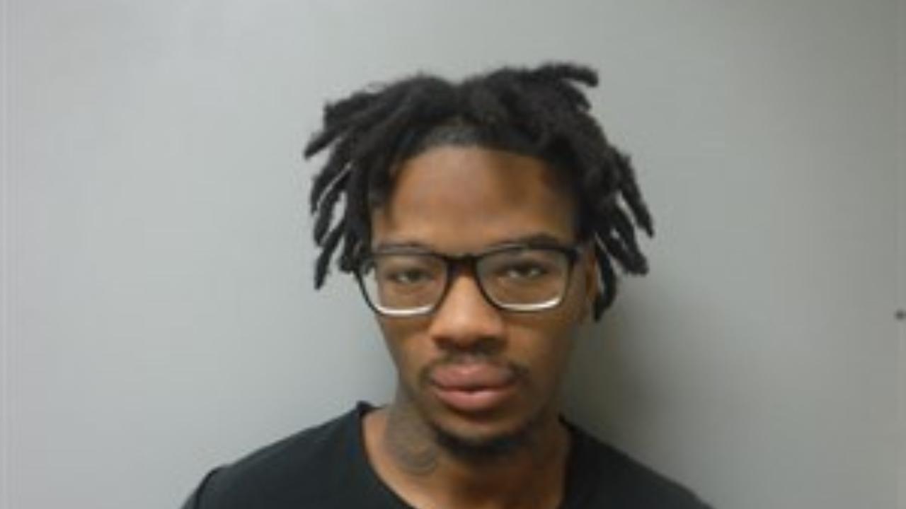 Clay, Jakarius Lamont booked