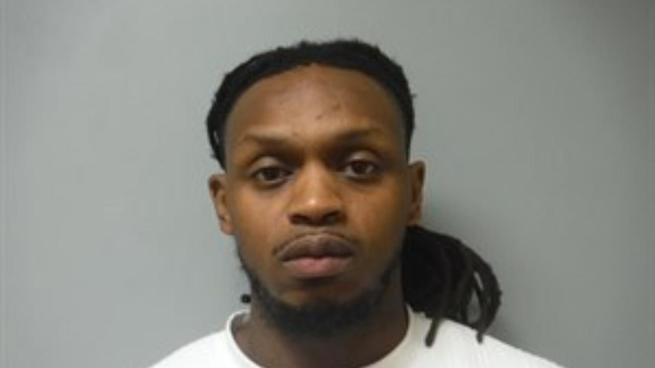 Knight, Jadarius Deshawn booked
