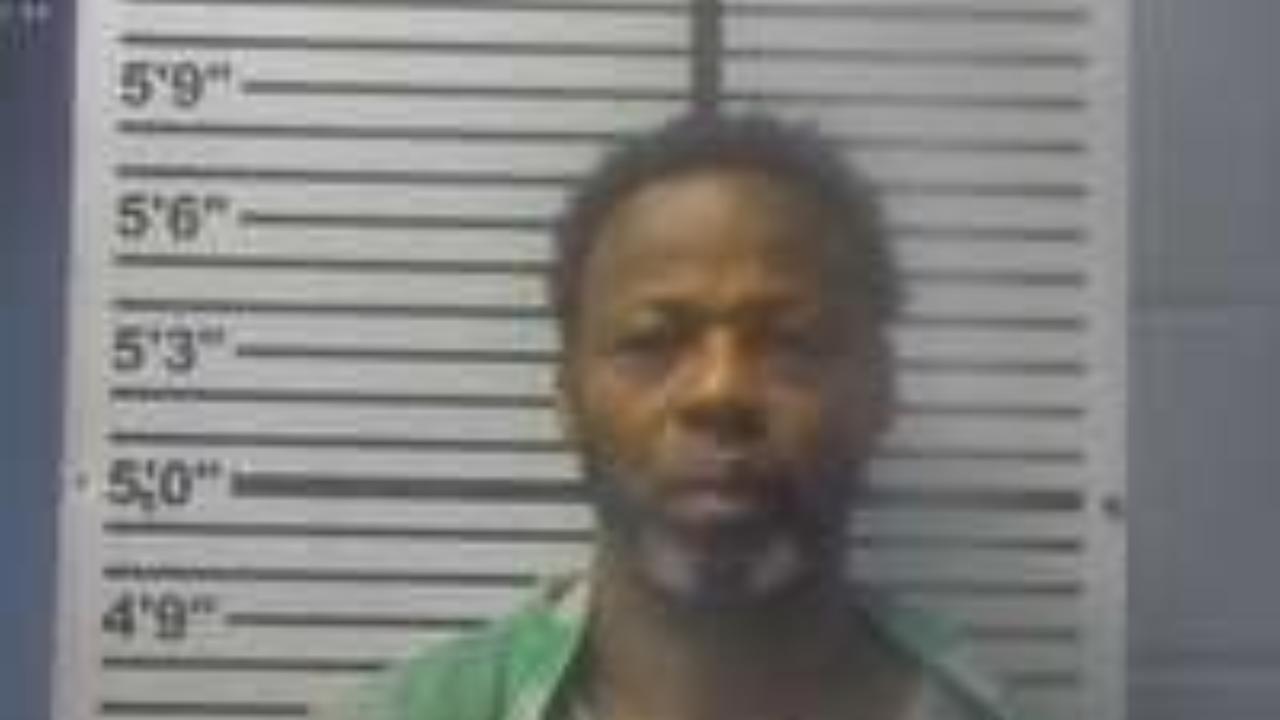 Derek Davis Charged with Trespassing; Failure to Comply; Resisting Arrest