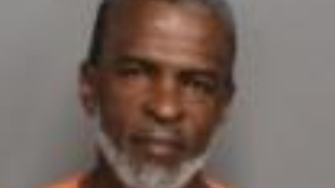 SMITH, ARTHUR LEE JR charged with 2055 - DUS / Driving under suspension, license suspended for DUI - 2nd offense; 657 - Traffic / Reckless Driving; 65 - Traffic / Failure to stop for a blue light, no injury or death - 1st offense; City Ordinance